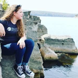 Meet your Posher, Abby